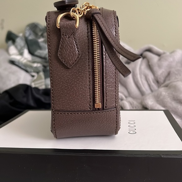 Basically brand new Gucci ophidia messenger bag! - Picture 4 of 9